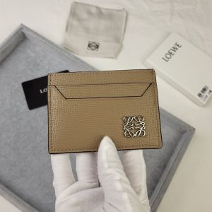 Loewe Anagram Plain Cardholder In Pebble Grain Calfskin Khaki