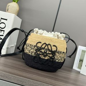 Loewe Beehive Basket Bag In Raffia and Calfskin Beige/Black
