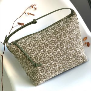 Loewe Medium Cubi Bag In Anagram Jacquard and Calfskin Beige/Green