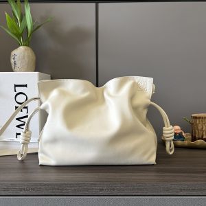 Loewe Medium Flamenco Anagram Clutch In Nappa Calfskin Soft White