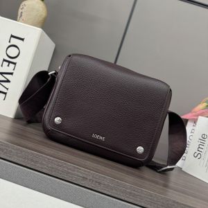 Loewe Medium Pebble Messenger Bag In Supple Grained Calfskin Dark Chestnut