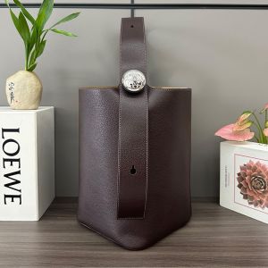 Loewe Medium Pebble Bucket Bag In Deerskin Dark Chestnut