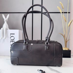 Loewe Panta Amazona 31 Cropped Bag In Shiny Calfskin Vintage Brown