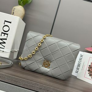 Loewe Puffer Goya In Pleated Shiny Nappa Lambskin Pearl Grey