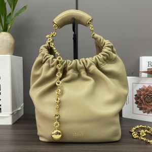 Loewe Small Squeeze Bag In Mellow Nappa Lambskin Clay Green